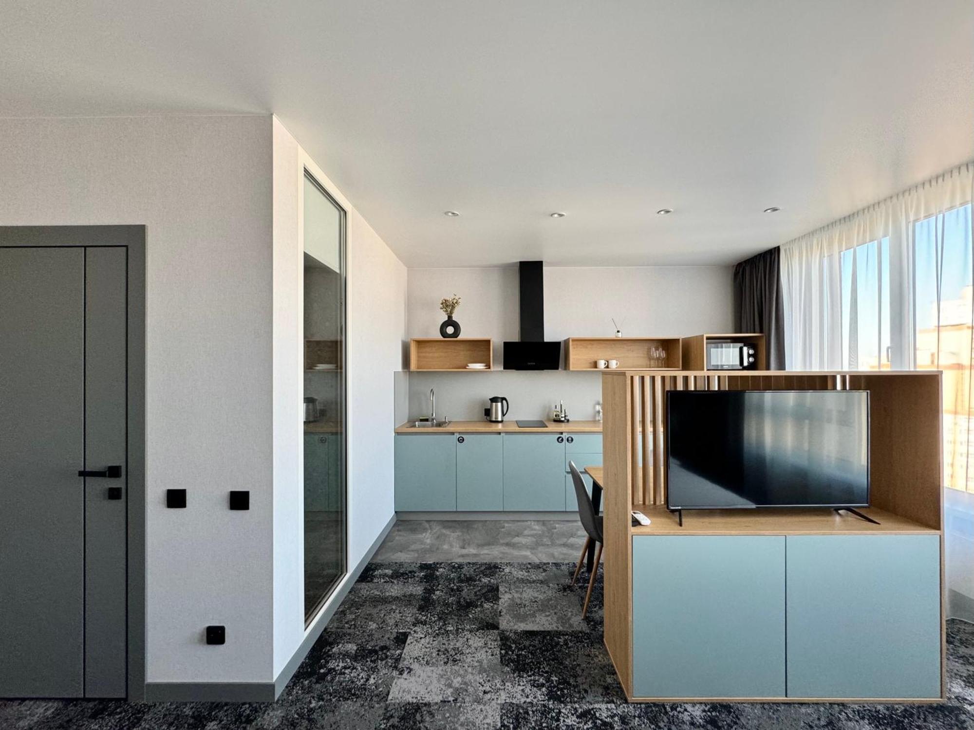 Be The One Hotel Киев Экстерьер фото