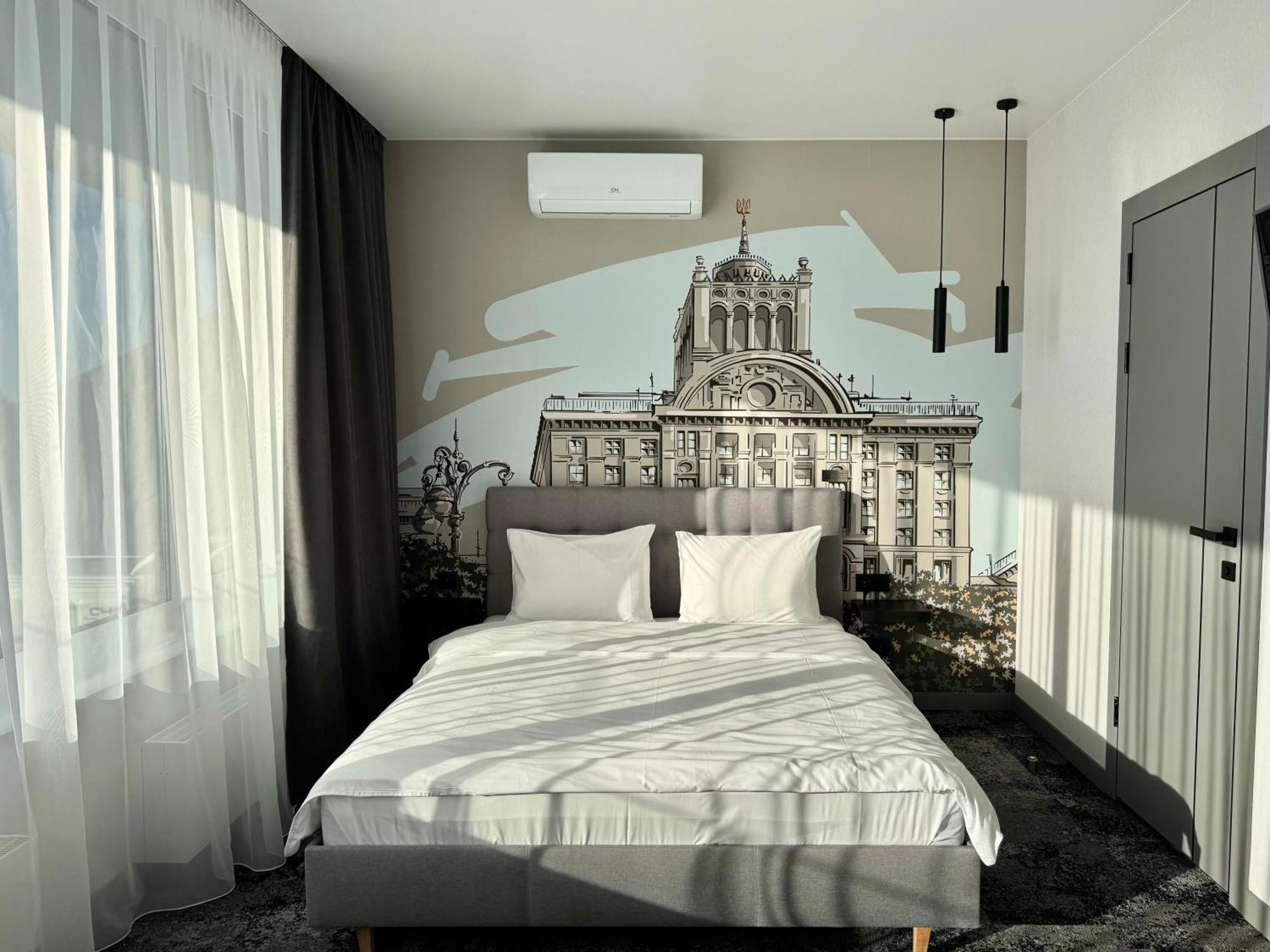 Be The One Hotel Киев Экстерьер фото