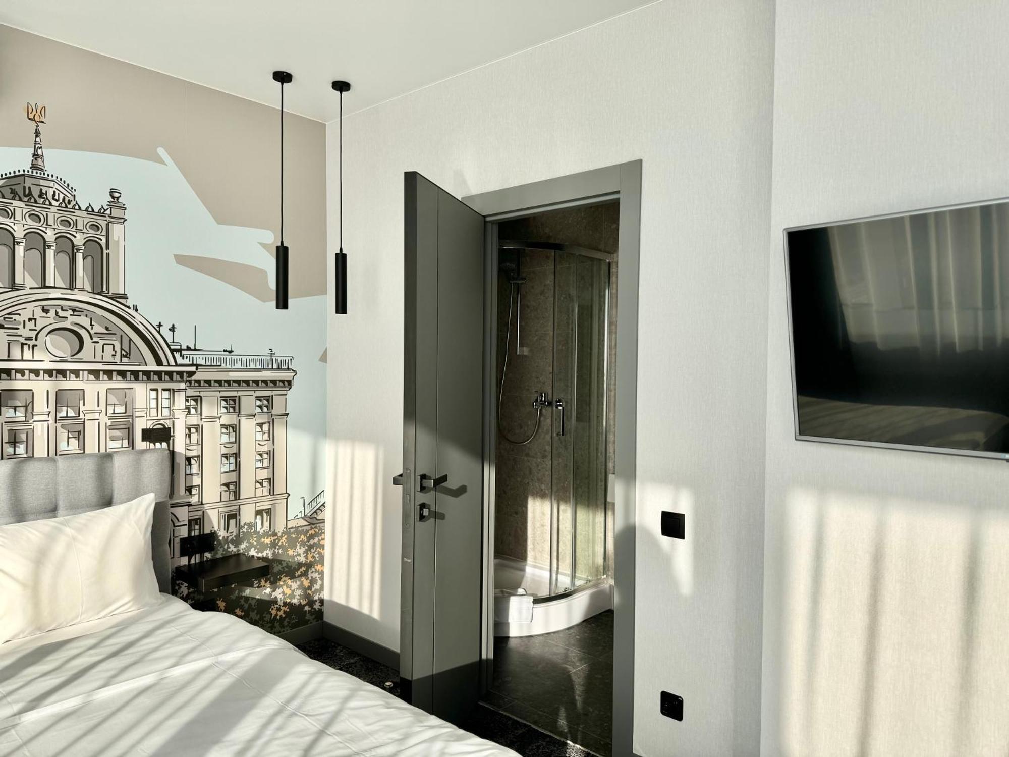 Be The One Hotel Киев Экстерьер фото