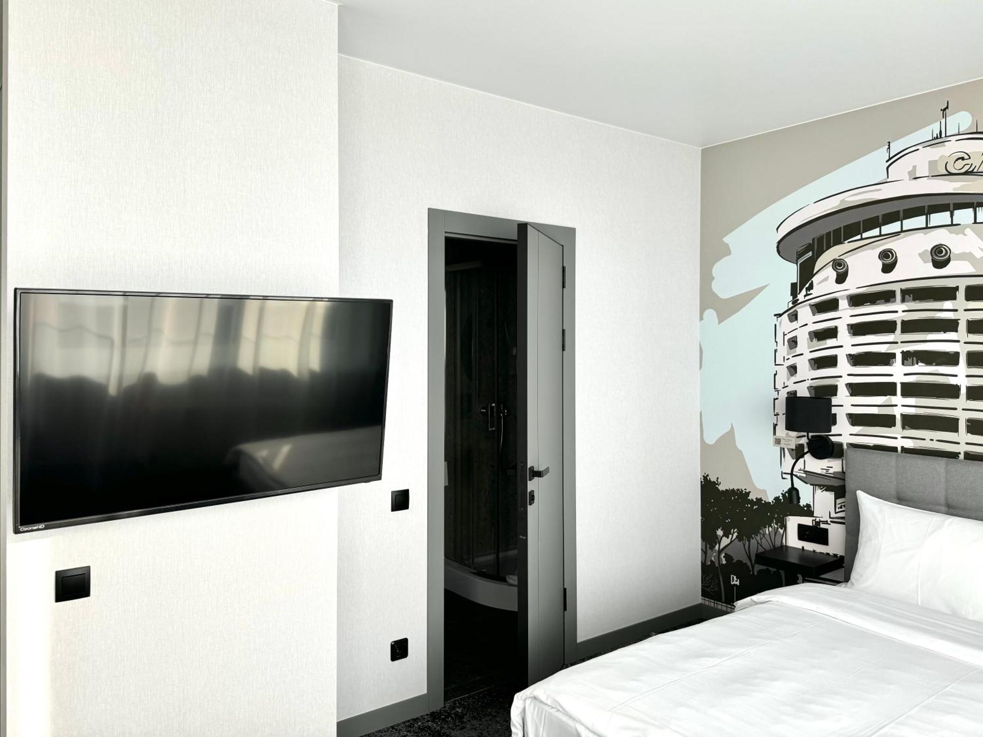 Be The One Hotel Киев Экстерьер фото