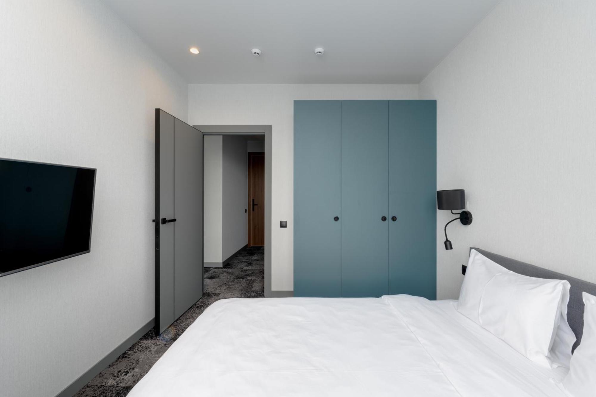 Be The One Hotel Киев Экстерьер фото