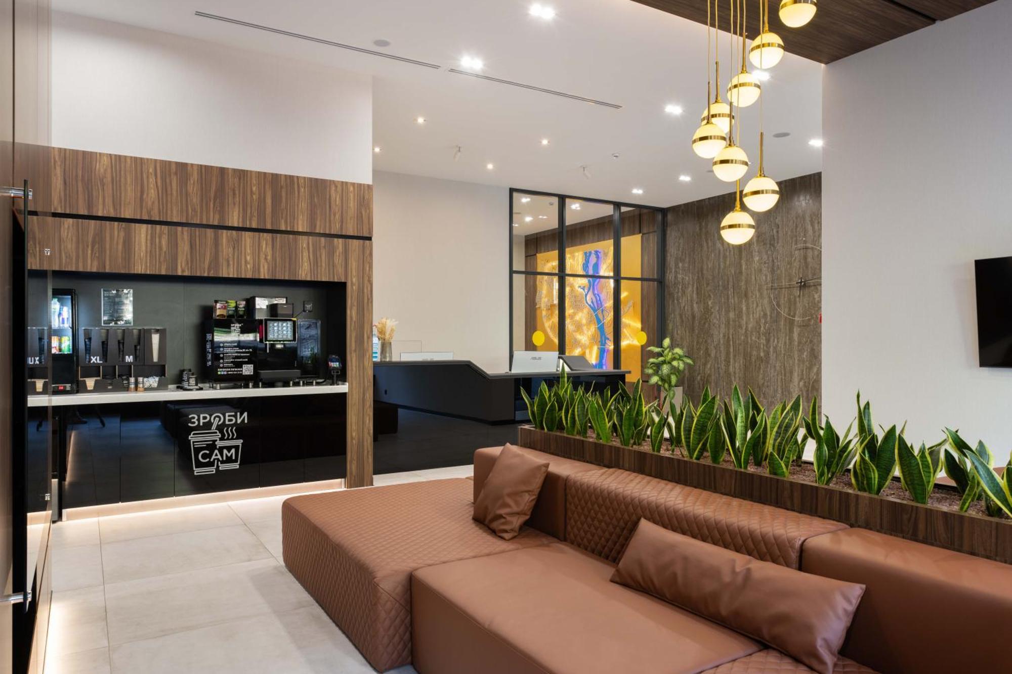 Be The One Hotel Киев Экстерьер фото