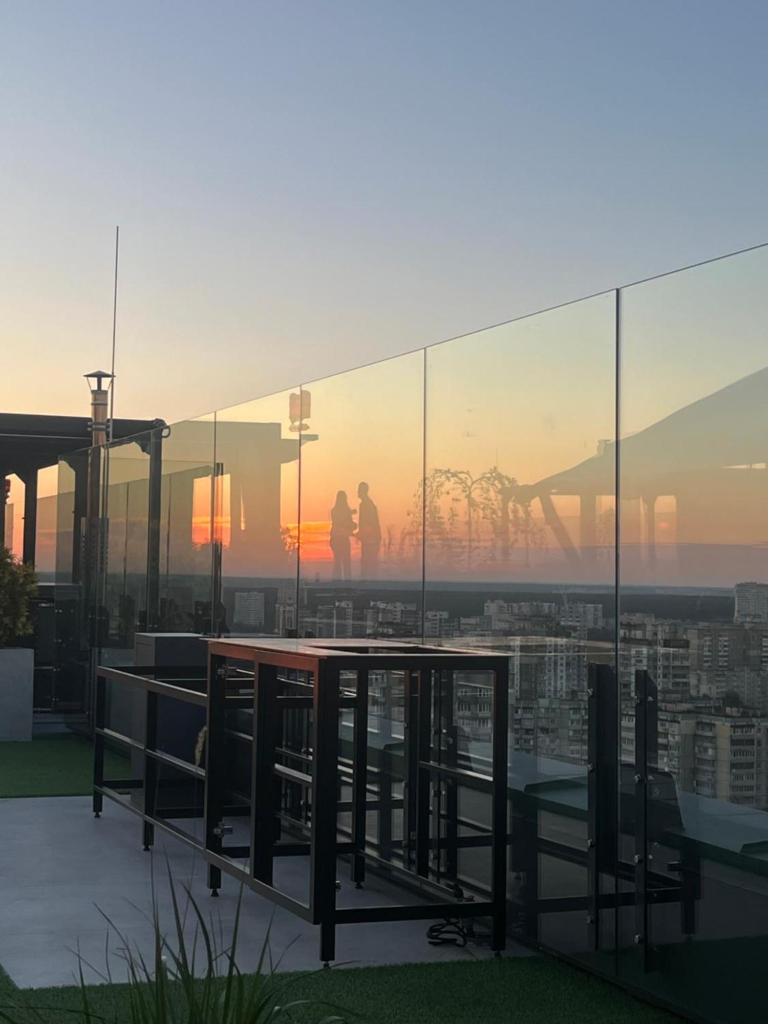 Be The One Hotel Киев Экстерьер фото