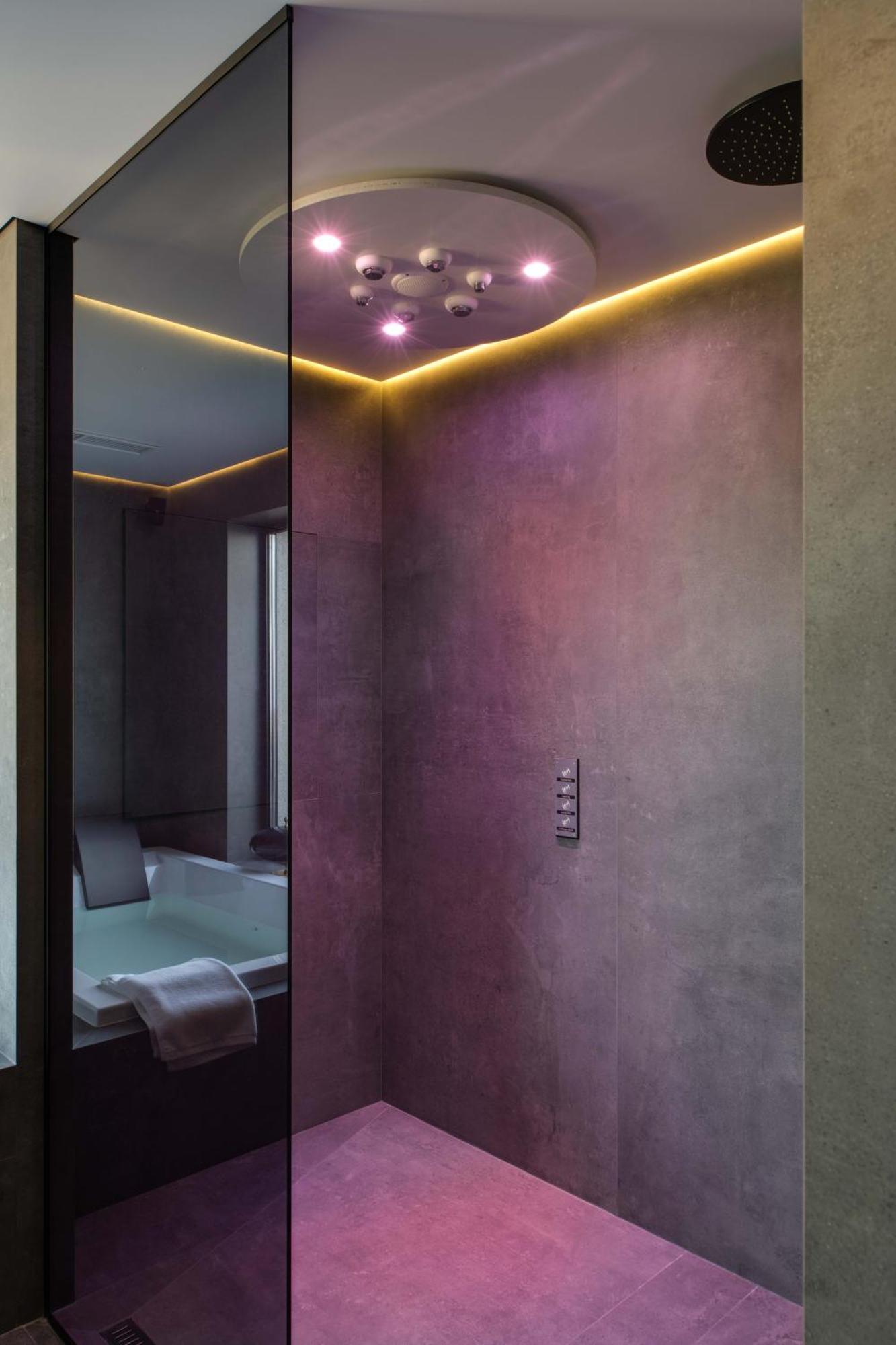 Be The One Hotel Киев Экстерьер фото